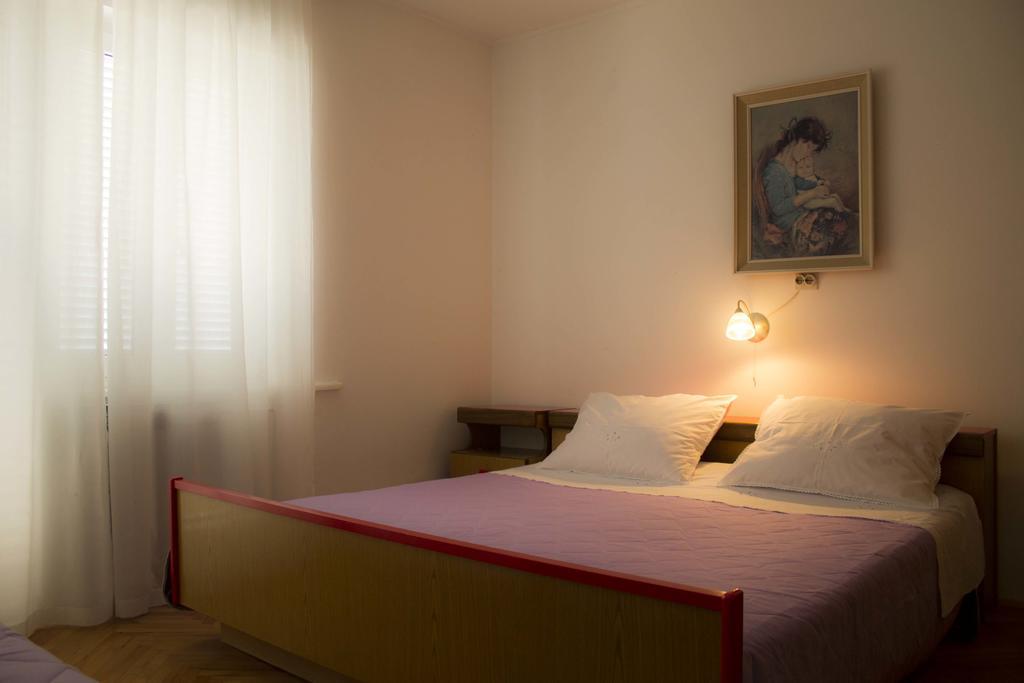 Apartment Gulic Supetarska Draga Exterior foto